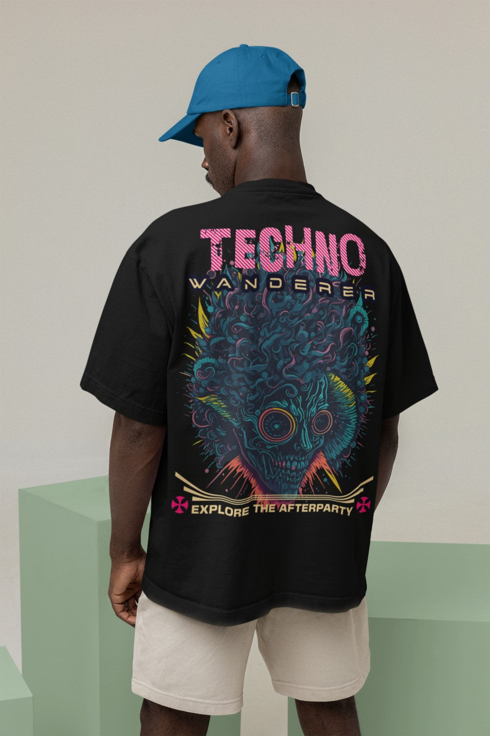 Camiseta Techno Rave con arte de viajero intergaláctico
