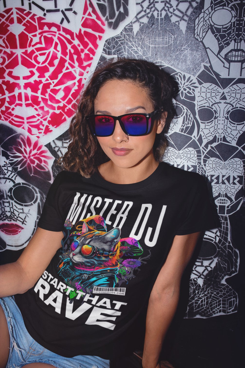 Rave Wear street fashion look