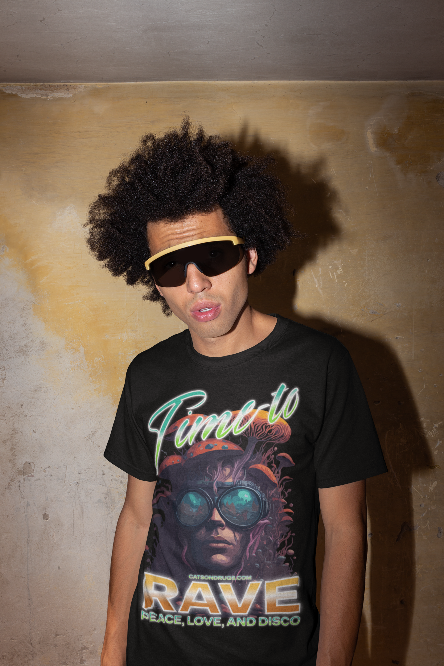 Time to Rave Ropa EDM from catsondrugs.com