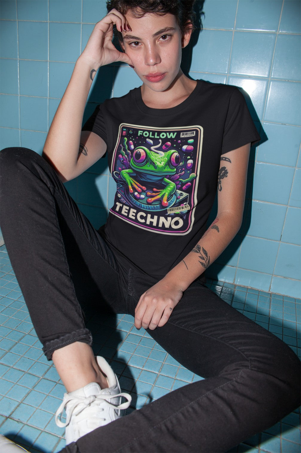 Trance T-Shirt with colorful techno frog graphic for festivals