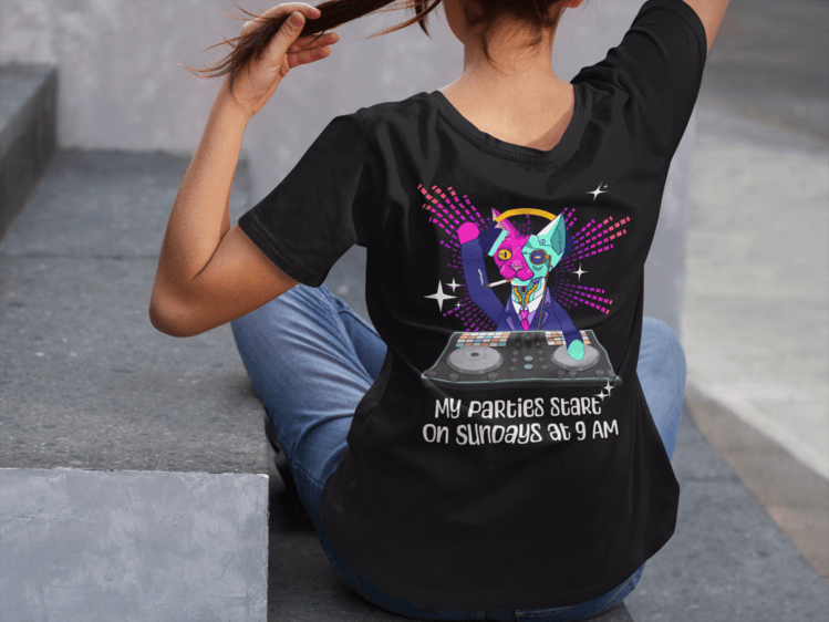 Rave T-Shirt | Sundays Parties