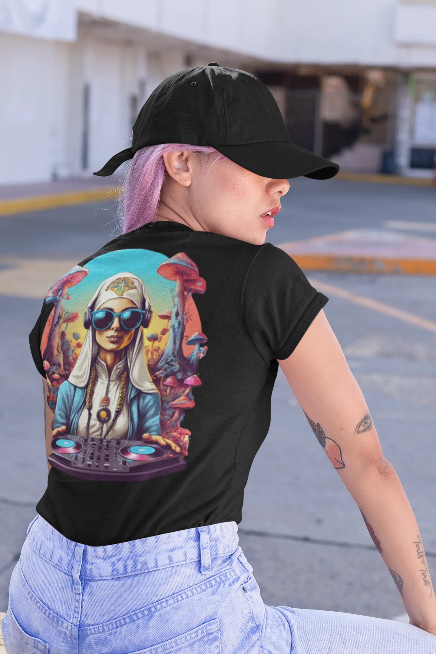 Ropa Psicodélica | Camiseta Psychedelic Nun