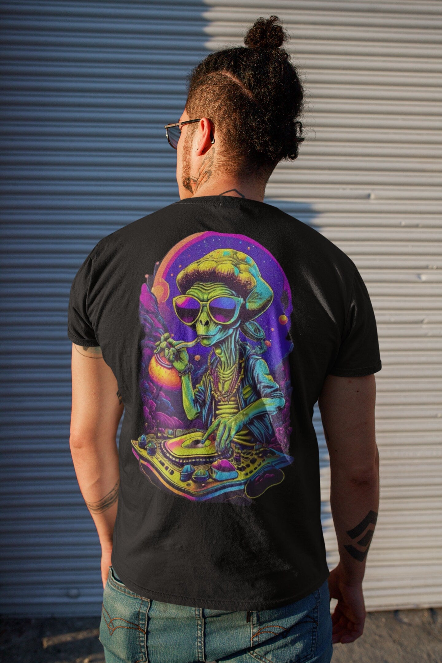 Psychedelic T-Shirt | Rave Alien | Psychedelic Streetwear