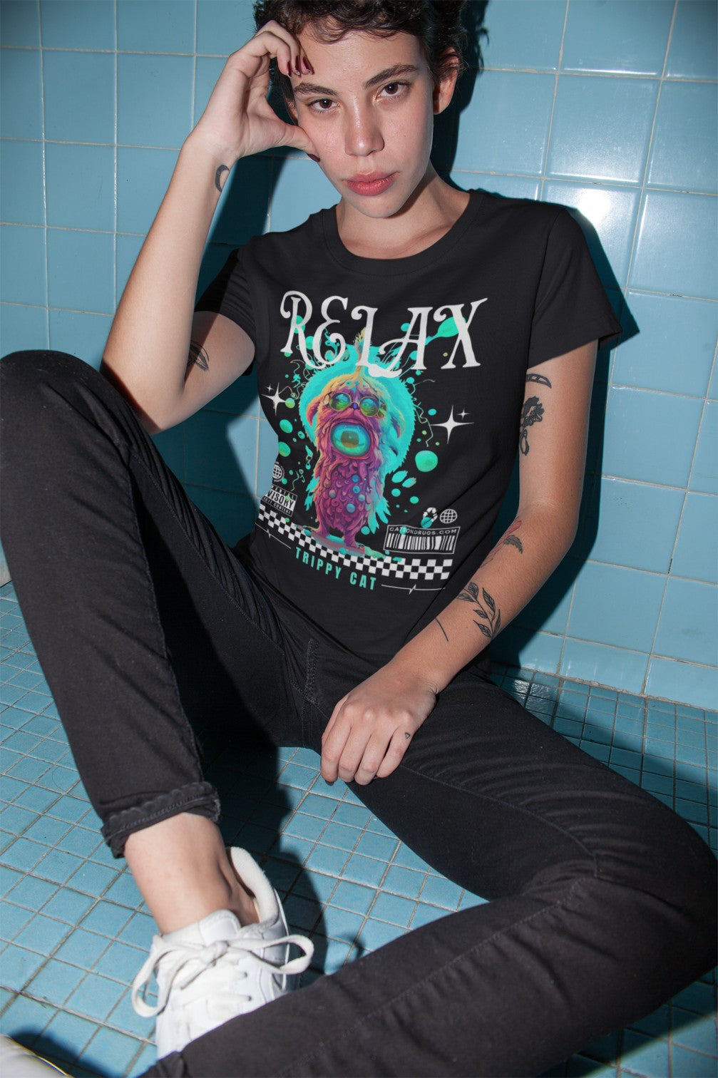 Relax Trippy Cat - Psychedelic T-Shirt