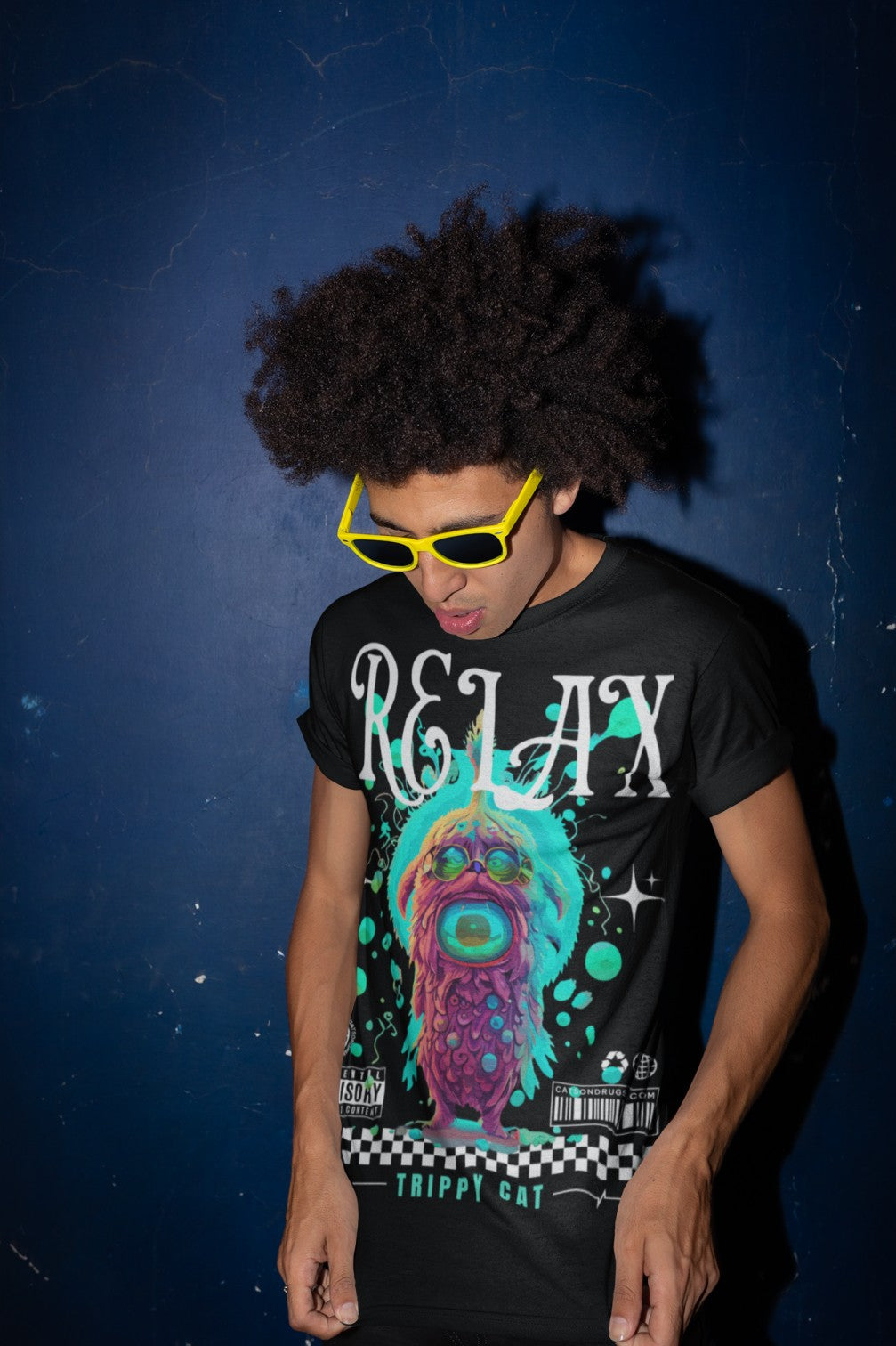 Relax Trippy Cat - Psychedelic T-Shirt