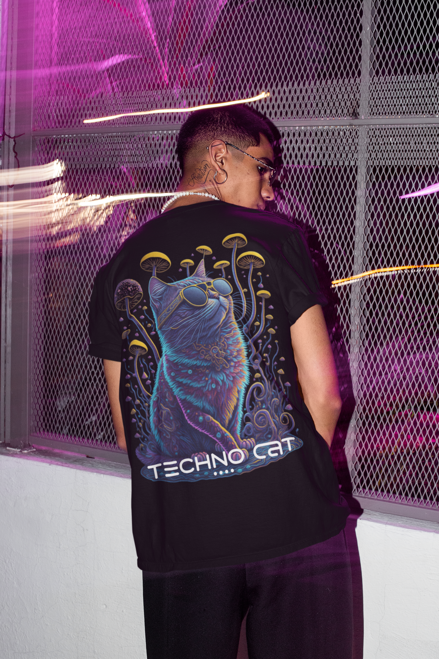 Techno Cat - Unisex T-Shirt - CatsOnDrugs