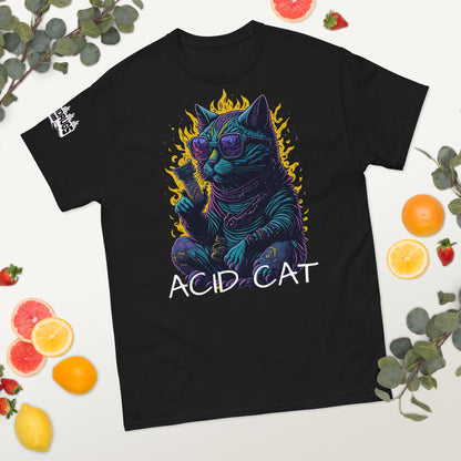 Acid T-Shirt streetwear look with psychedelic neon cat print