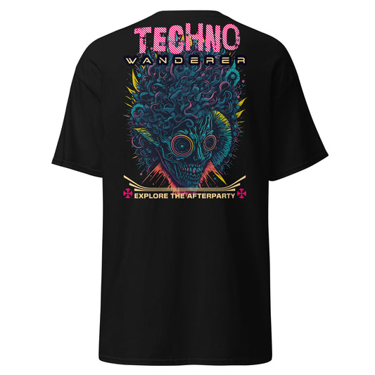 Camiseta Techno Rave con diseño de viajero cósmico