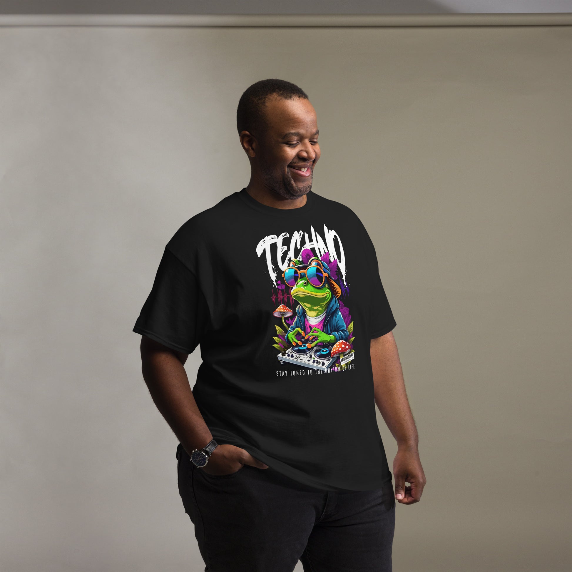 Comfortable breathable EDM Clothing T-shirt for dancing all night