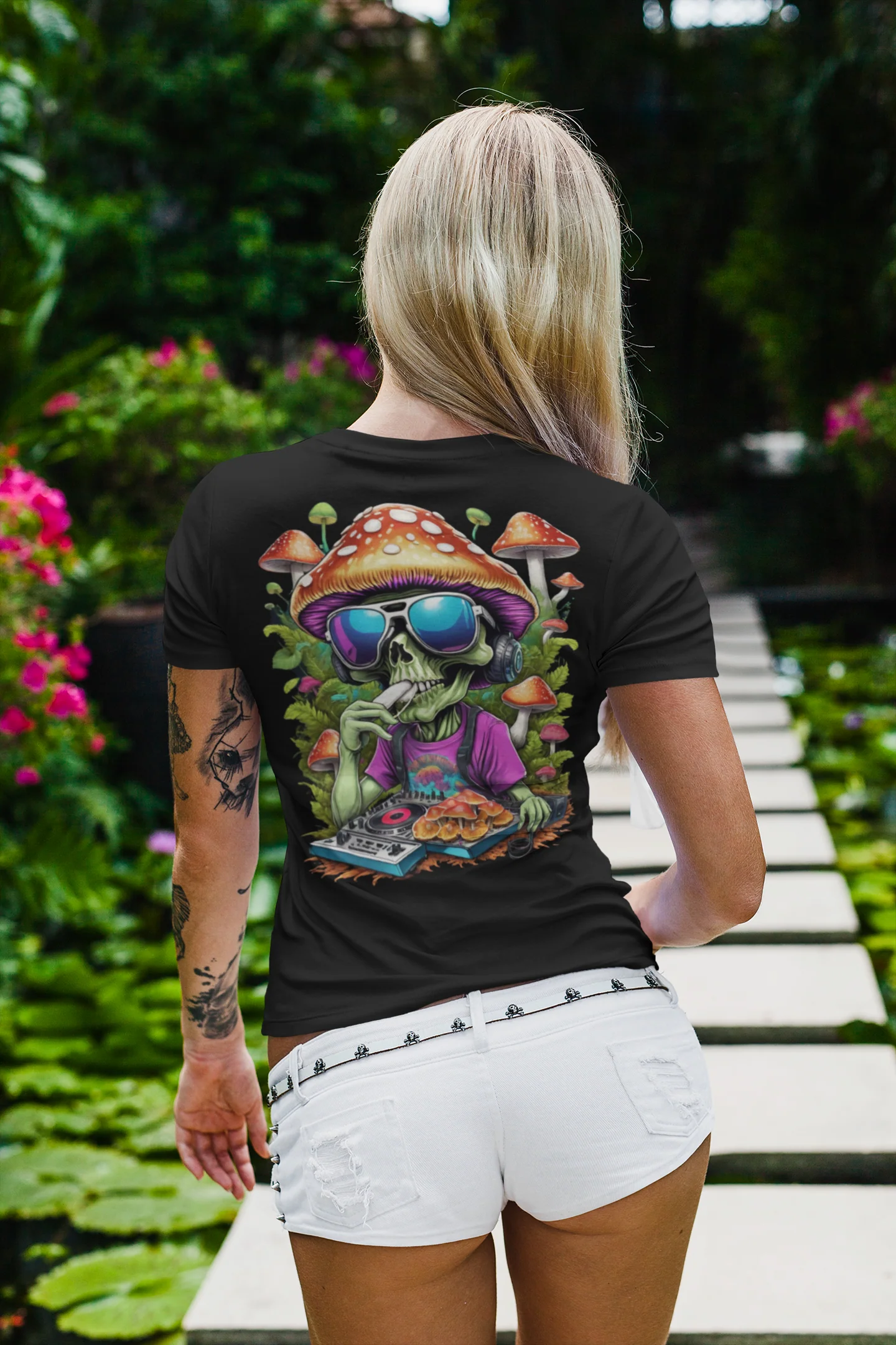 Psychedelic T-Shirt | Psy-DJ Mushroom