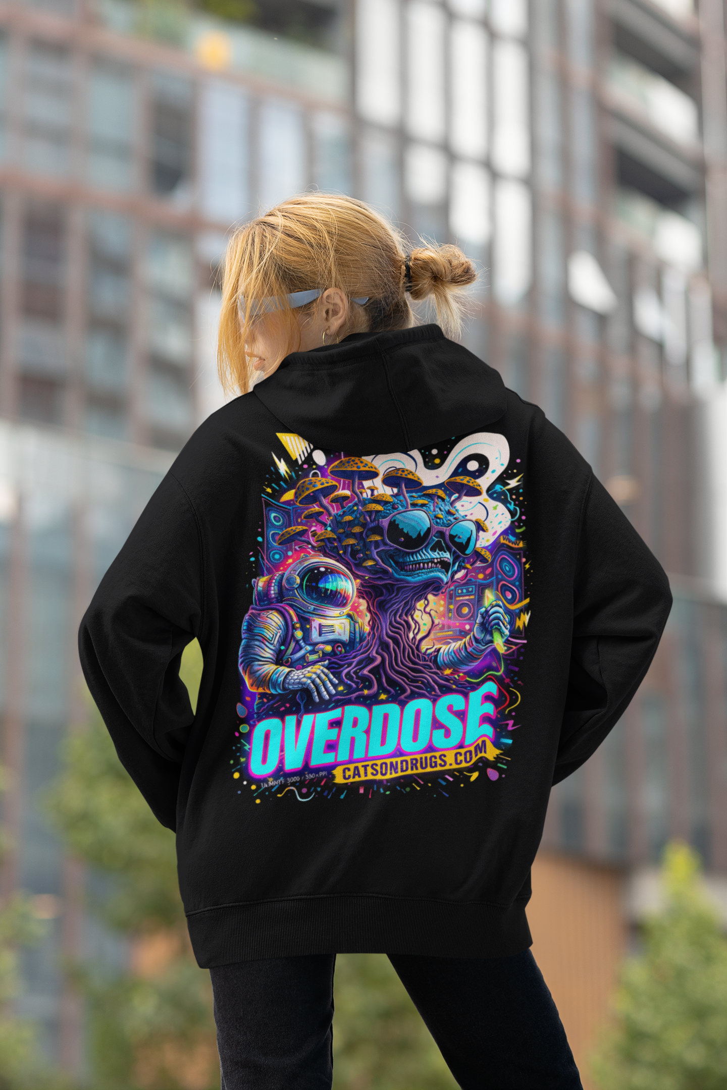 Sudadera rave minimalista negra estilo techno rave