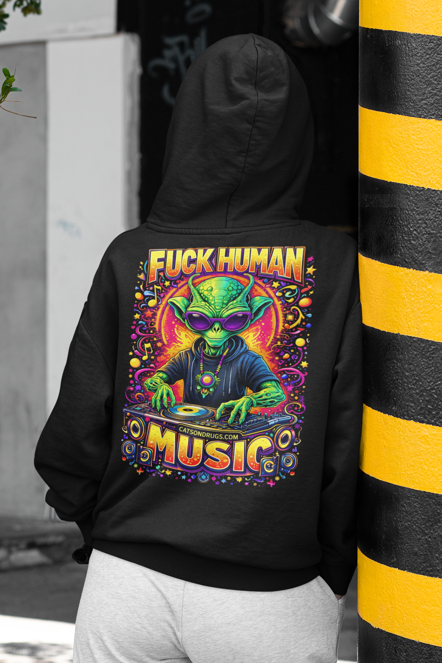 alien outfit street style