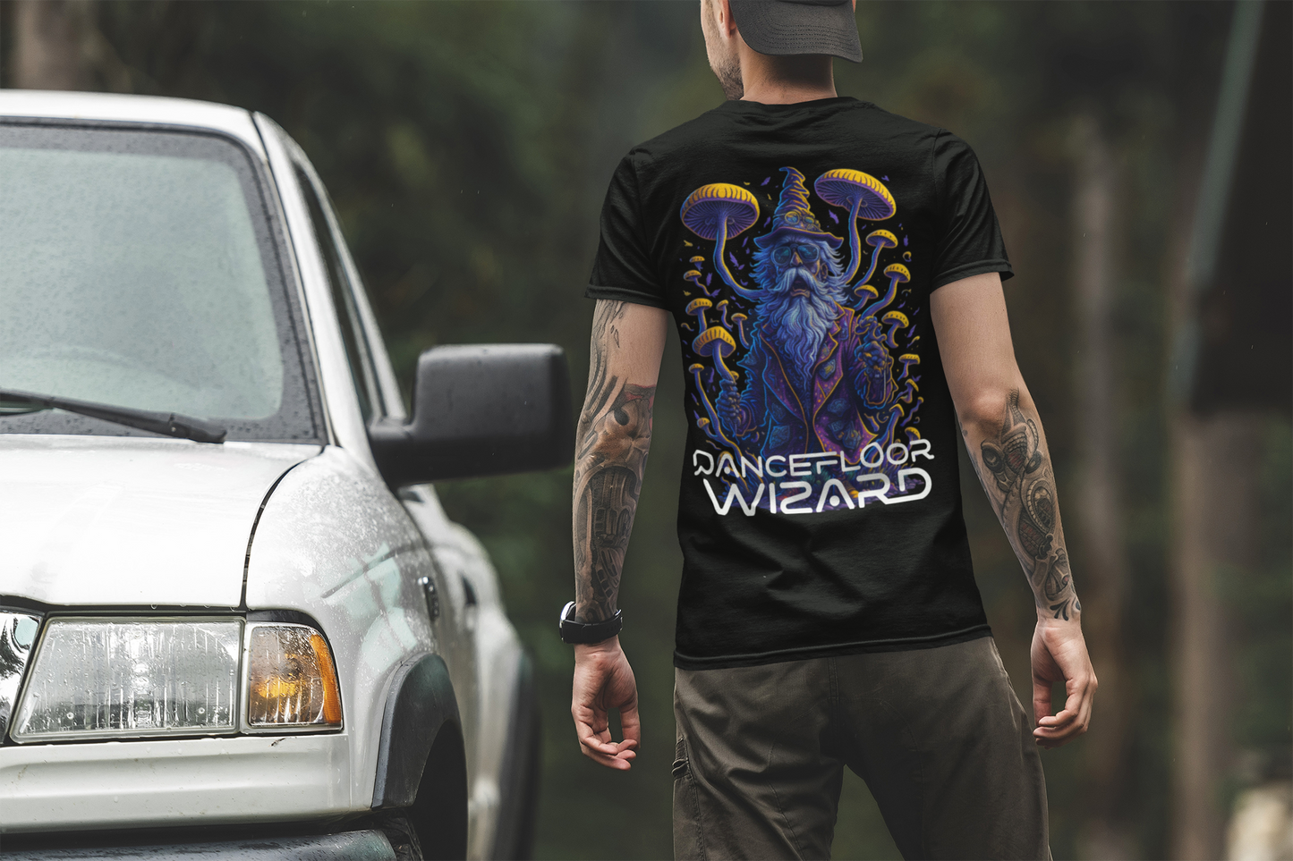 Dancefloor Wizard - Unisex T-Shirt - CatsOnDrugs