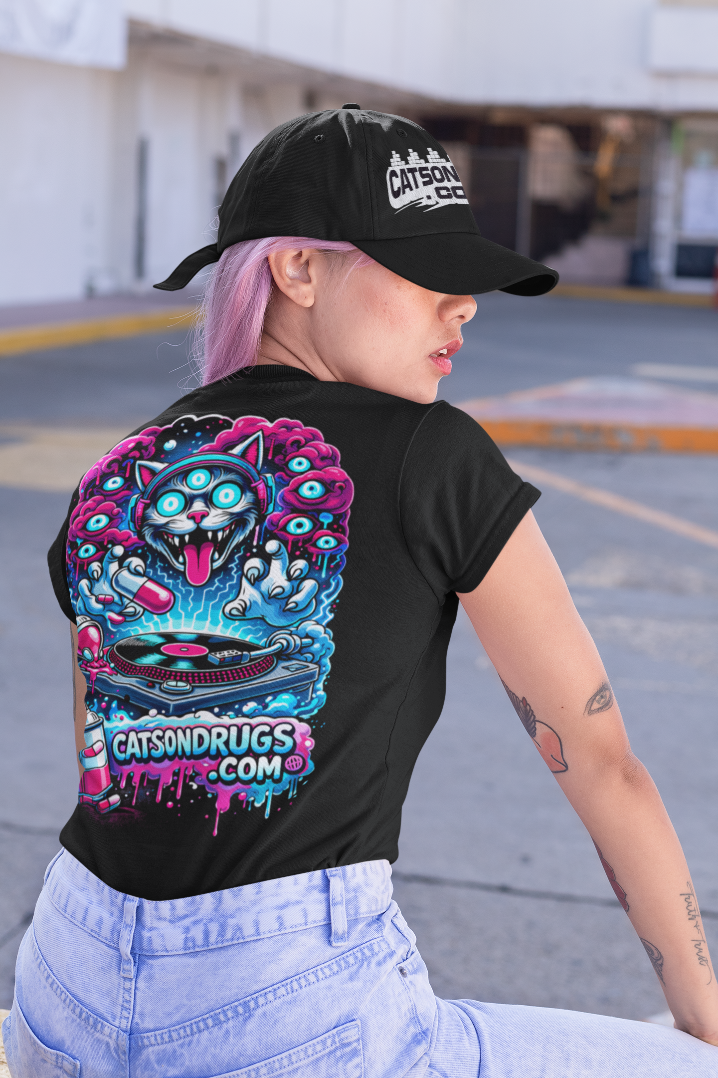 Psychedelic DJ Cat | Rave T-Shirt