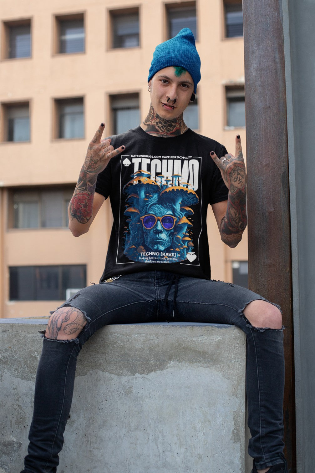 camiseta techno de catsondrugs.com