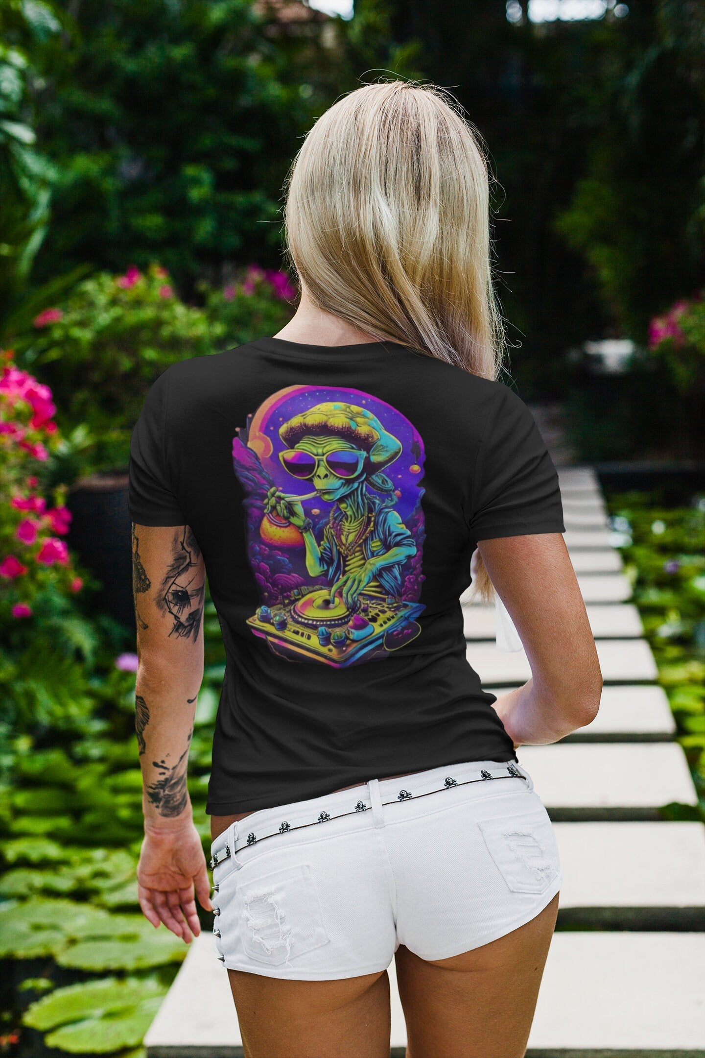 Psychedelic T-Shirt | Rave Alien | Psychedelic Streetwear